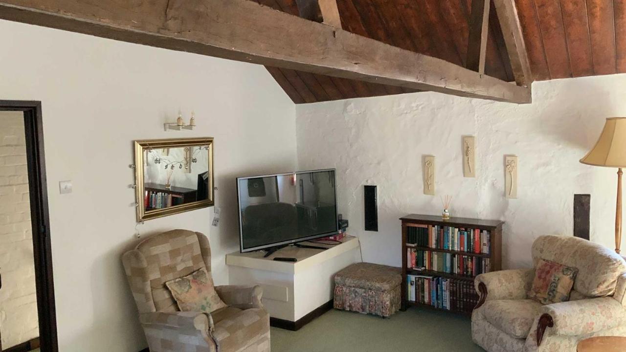 Cider - 3 Bedroom - Onsite Parking Holiday home Sidmouth