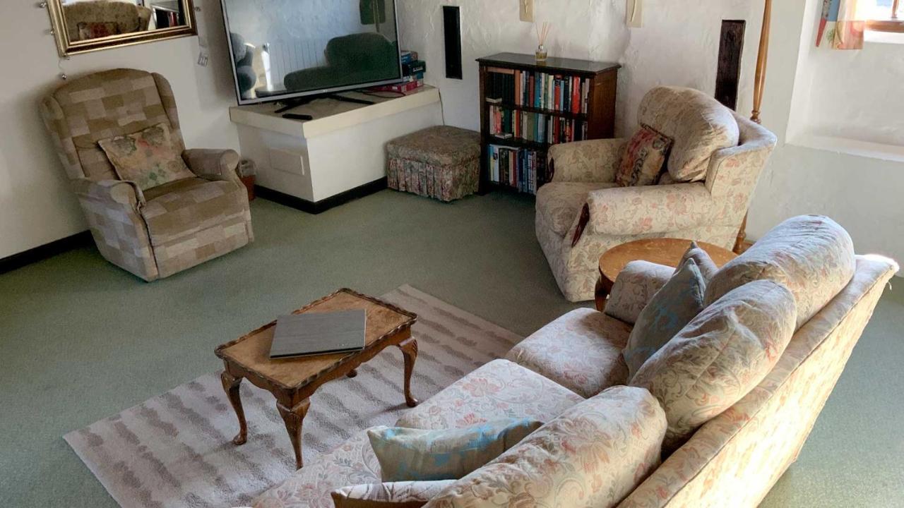 Cider - 3 Bedroom - Onsite Parking